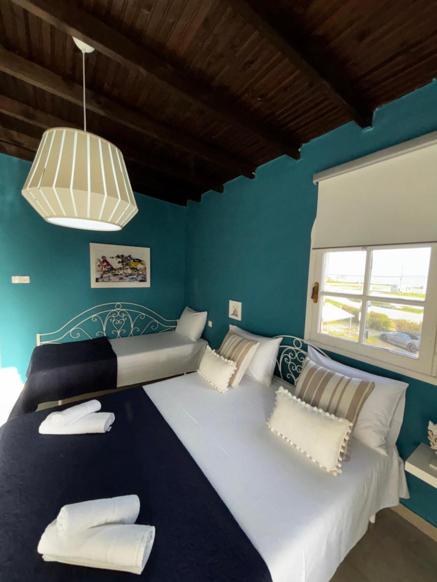 Room Nine 9 Beachfront Apartments Nea Kallikrateia Eksteriør bilde
